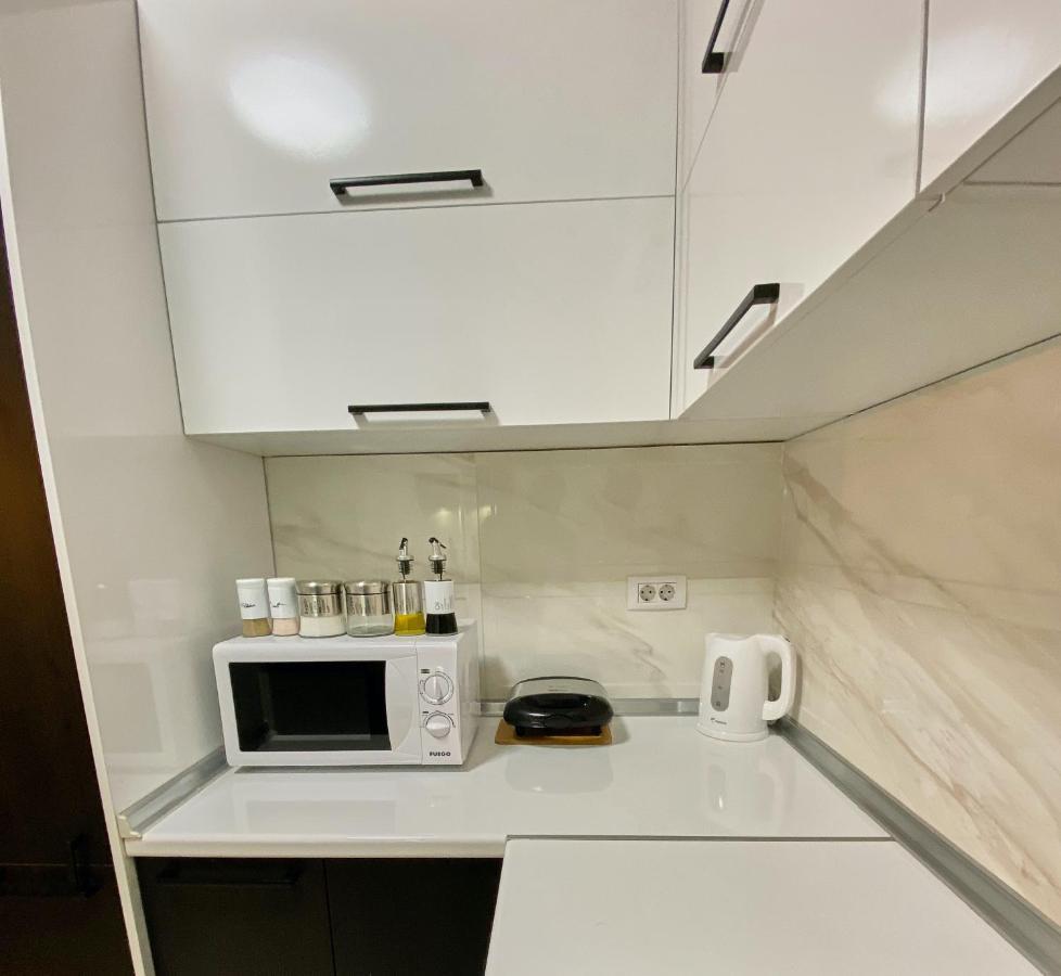 Stylish Apartment, Skopje Centre - Private Parking - Panoramic Views Ngoại thất bức ảnh